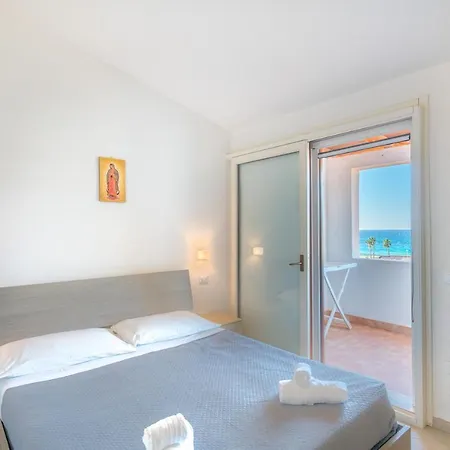 Kal'e Moru - Vista Mare - 140 Metri Dalla Casa vacanze Geremèas